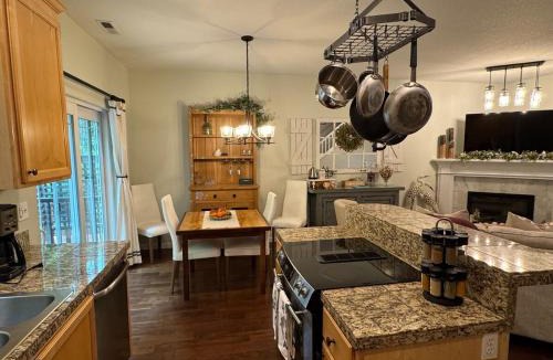 Bull Mountain House | A House On Catalina