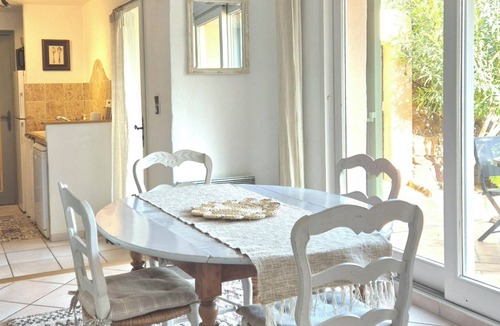 Mandelieu-La-Napoule Villa | A house with a charming interior