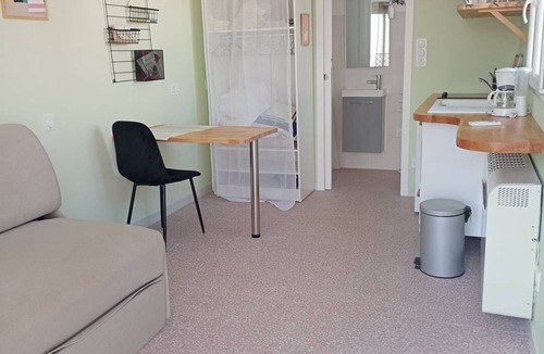 Le Grand Large House | A house with an attached fully equipped studio, air-conditioned