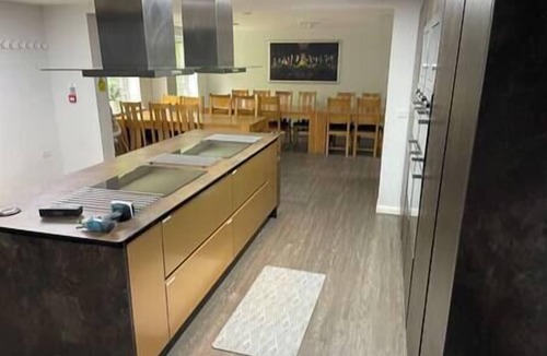 Bontnewydd House | A Huge Holiday Home. When SIZE is important.