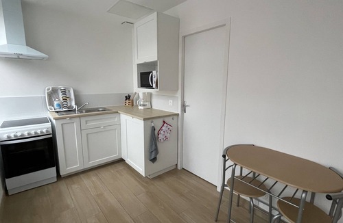 Bellegarde-du-Loiret Apartment | A l'apparte in Bellegarde centre Loiret