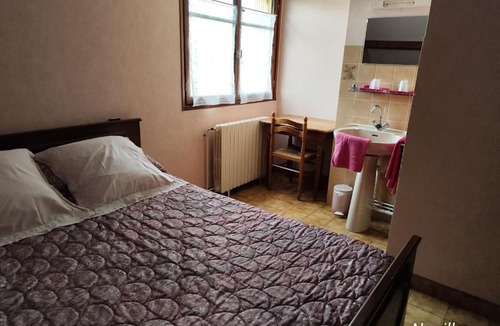 Noailles Bed & Breakfast | A L'ETAPE DE LA FERME