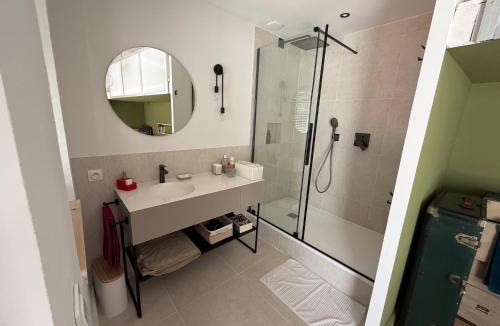 Montreal Bed & Breakfast | A l'ombre de la Collegiale