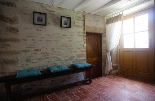 Pernand-Vergelesses House | A l'ombre des Charlemagnes