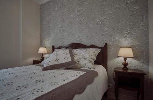 Ergue-Gaberic House | A l'Ombre des Pommiers