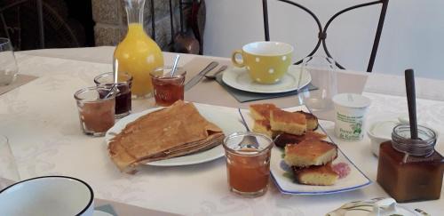 Ergue-Gaberic House | A l'Ombre des Pommiers