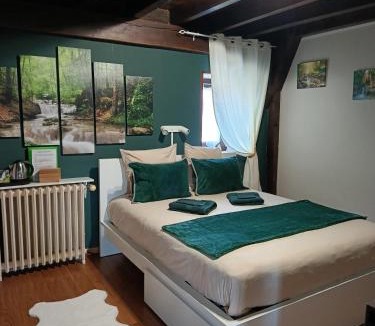Saint-Priest-des-Champs Bed & Breakfast | A l'Orée du Parc