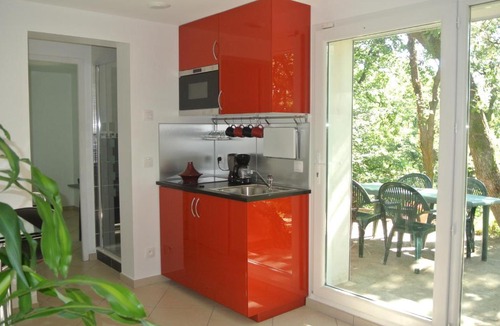 Vancia - Crepieux Apartment | A L'Orée du Bois