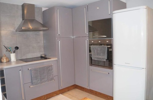 Hostun Cottage | A l'orée du bois - Gîte à Hostun