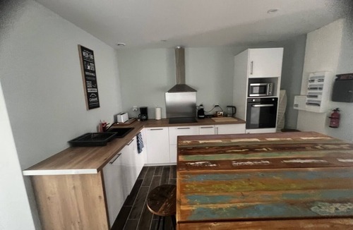 Saint-Germain-dEsteuil House | A LA Belle Etoile Maison Climatisee