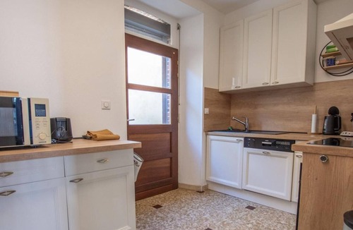 Le Mesnil-sur-Oger House | A la Croisée des Louvières