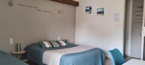 Vendeuvre-du-Poitou Bed & Breakfast | A la Gloriette