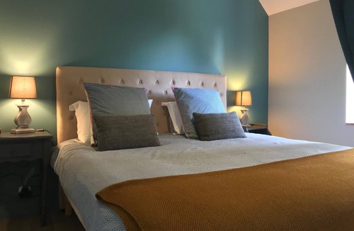 Molineuf Bed & Breakfast | A La Lettre Thé