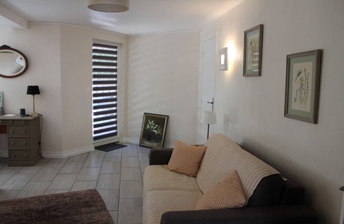 Molineuf Bed & Breakfast | A La Lettre Thé