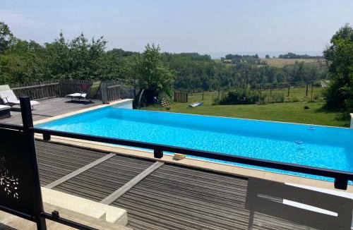 Bellegarde-Poussieu Bed & Breakfast | A La Mare du Vieux Chêne