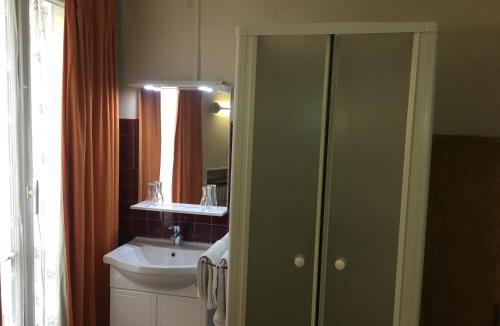 Saint-Vincent-de-Paul Hotel | A la Pinte du Nord