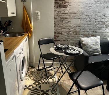 Mantes-la-Jolie Apartment | A la porte de Paris