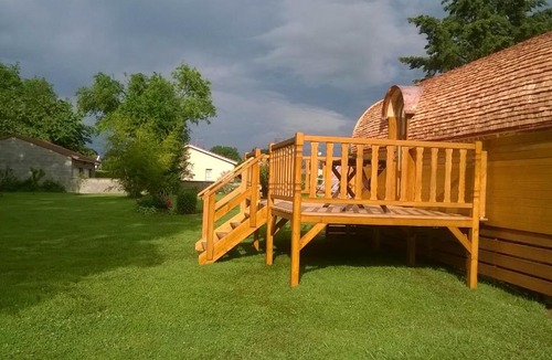 Pouilly-sous-Charlieu Ski Chalet | A la RONZIERE - Le Tonneau