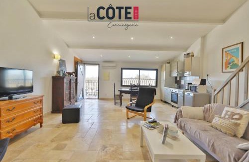 Chateauneuf-les-Martigues House | A La Vaquera - Gîte équestre