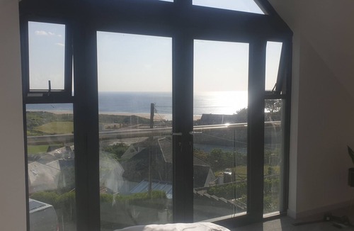 Mortehoe House | A large split level property with stunning across Woolacombe Bay