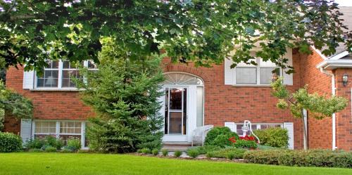 Virgil Bed & Breakfast | A Li'l Bit of Eden