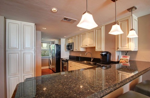 Clearwater Beach Condo | A Little Bit of Paradise-Direct Beachfront