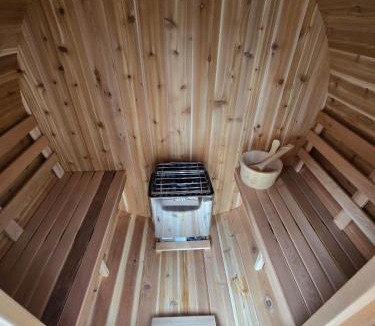 Southeast Calgary Villa | A Little R and R Private Sauna Cold and Hot Plunge