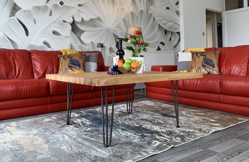 Wellington House | A Lodge with a View!