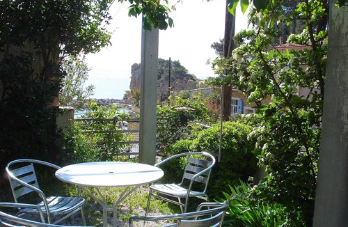 Ensues-la-Redonne Cottage | A loft of 70 m2 in the hollow of a cove of the blue coast. South exposition