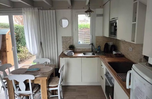 Villers-sur-Mer Cottage | A LOVE OF COTTAGE ❤️200m from the beach, private parking, linen, wifi.