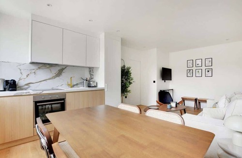 12th Arrondissement Apartment | A Lovely 1-BR/1BA withTerrace - Bois de Vincennes