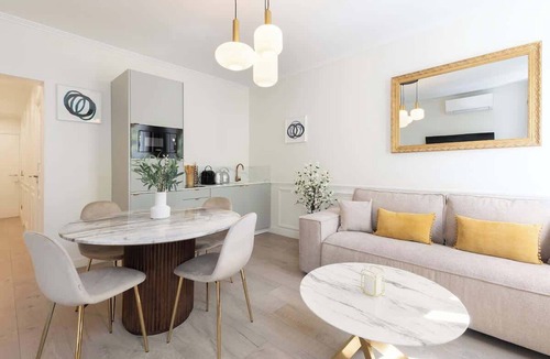 Epinettes Apartment | A Lovely 1-BR with Services in Batignolles