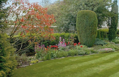 Kington Cottage | A lovely restored coach house only 300 yards from the centre of Kington.