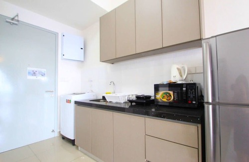 Shah Alam Apartment | A Lovely, Utropolis Studio Near Kdu, Free Parking