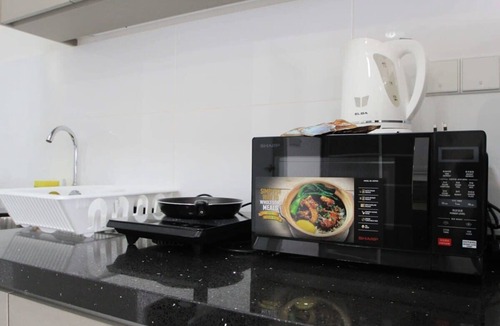 Shah Alam Apartment | A Lovely, Utropolis Studio Near Kdu, Free Parking