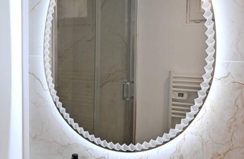 Sens Apartment | A loving interlude