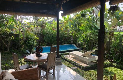 Sayan Villa | A Lush Tropical Villa in Ubud Rice Fields