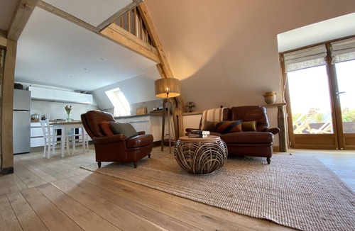 Senaillac-Lauzes House | A luxurious place for two.