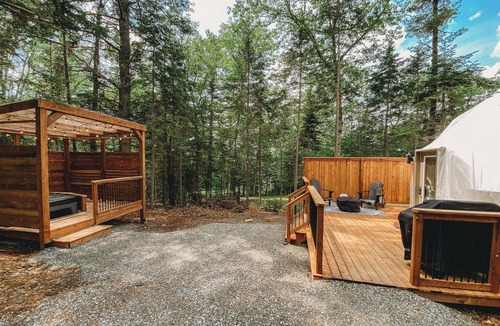 Shannon Apartment | A luxury dome experience w/private hot tub & lake access in rural New Brunswick