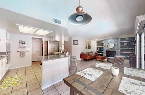 Paradise House | A -LV HOME PALM D