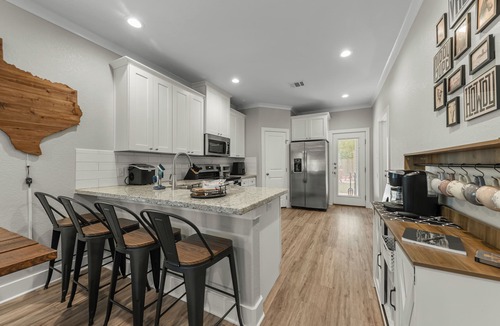 College Station House | A&M Game House with Indoor Slide - Sleeps 12