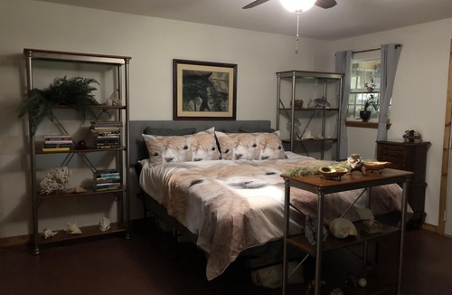 Maypearl House | A Magical Getaway with Alpacas