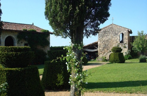 Frechou House | A memorable, romantic experience at the Château du Fréchou and its Gardens