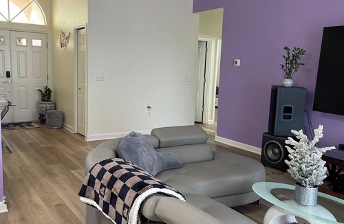 Oak Grove House | A modern cozy home decorated with love