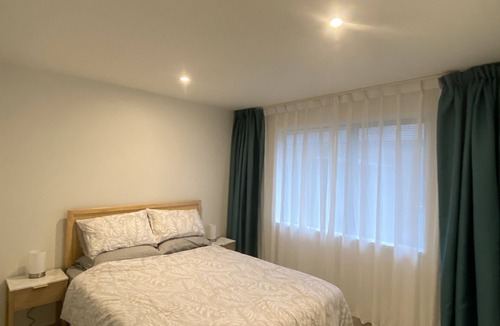 Bell Block Apartment | A Modern & Homely Suite