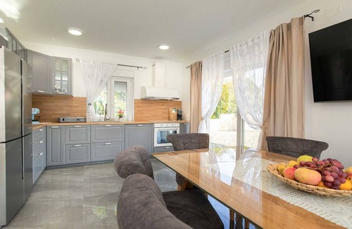 Pinezici Villa | A modern poolside villa on the island Krk