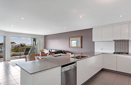 Fingal Bay Apartment | A modern, spacious penthouse with waterviews