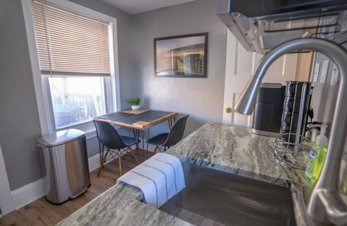 West Chester Apartment | A Moderns Space Downtown