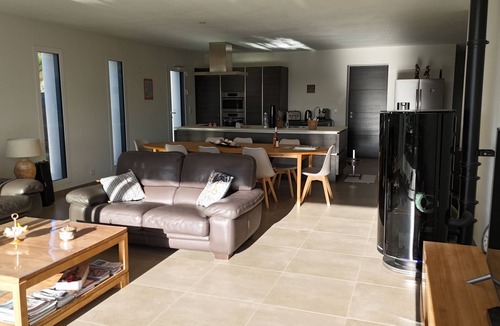 Mollans-sur-Ouveze Villa | A mont nos hôtes 2