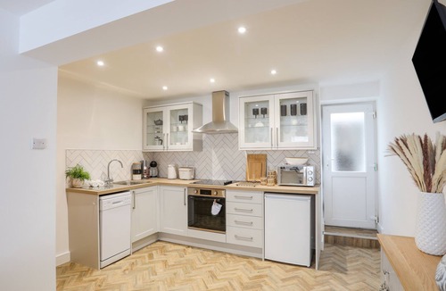 Newborough Cottage | A MOR, pet friendly in Newborough